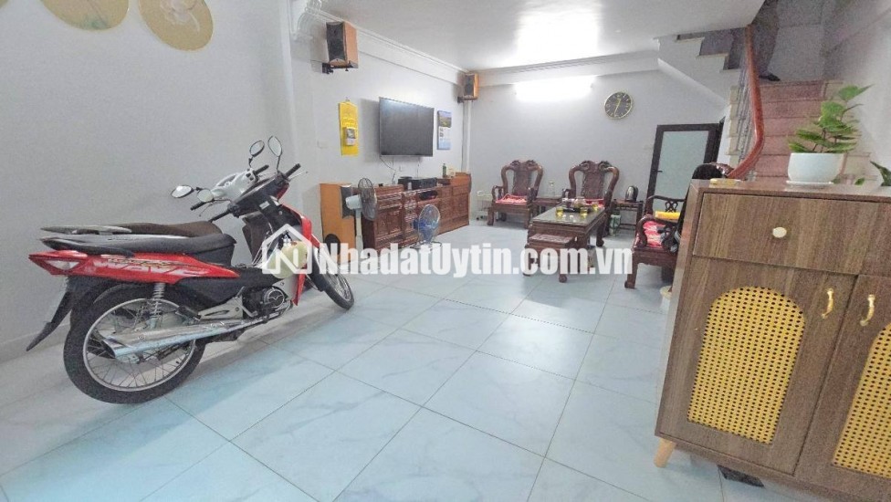 Bán nhà Thái Thịnh 35m 4 tầng MT4.3m lô góc, kinh doanh hơn 13 tỷ.